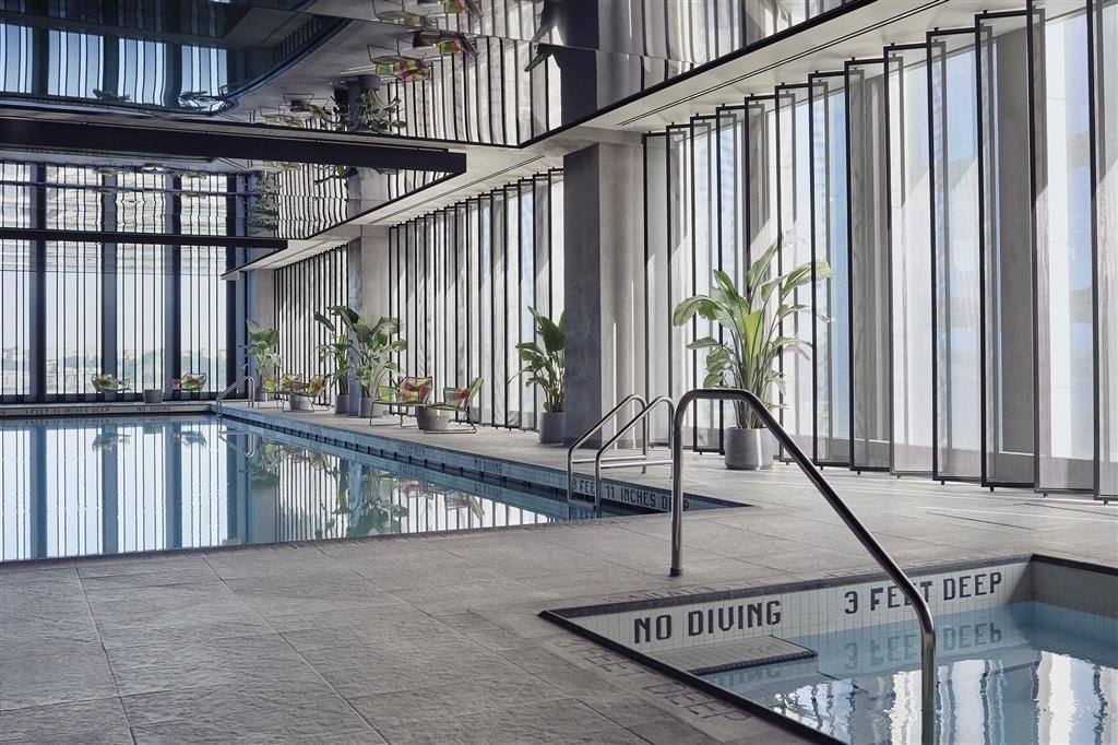 Equinox Hotel New York — photo 17